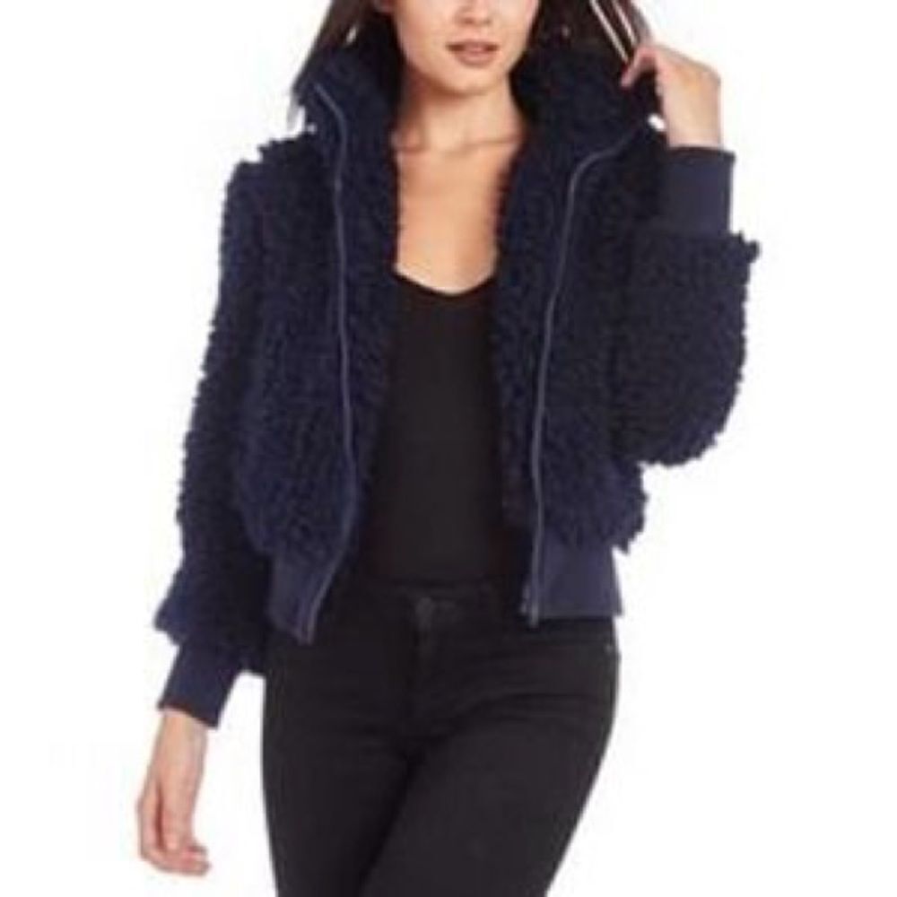 Kendall & Kylie Women’s Navy Baseball Short Jacket Size Large